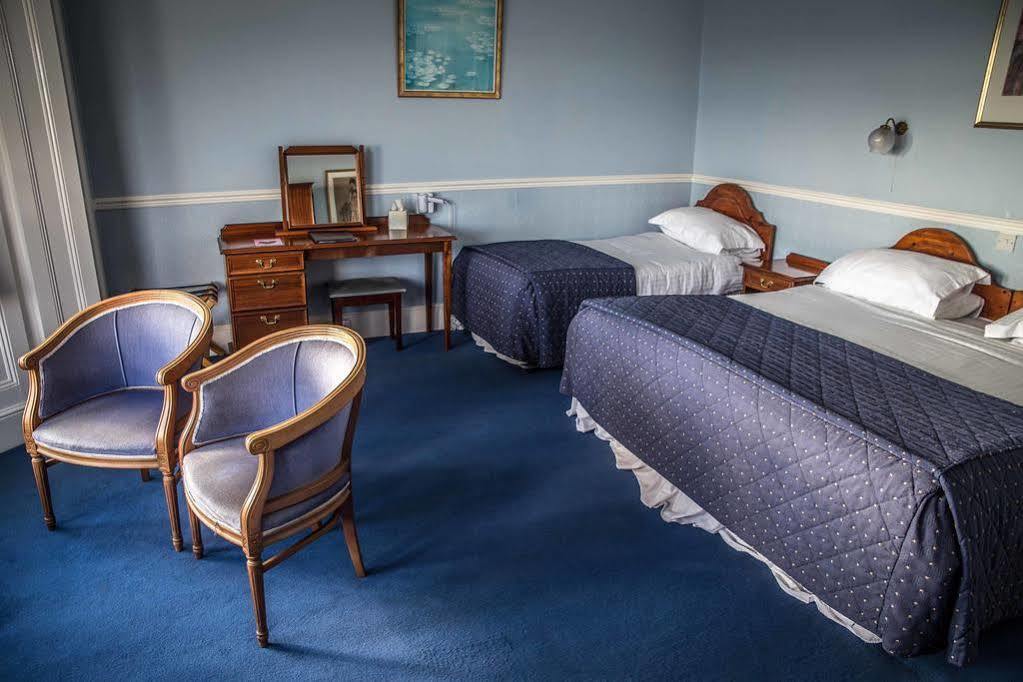 The Queens Hotel Пензанс Экстерьер фото